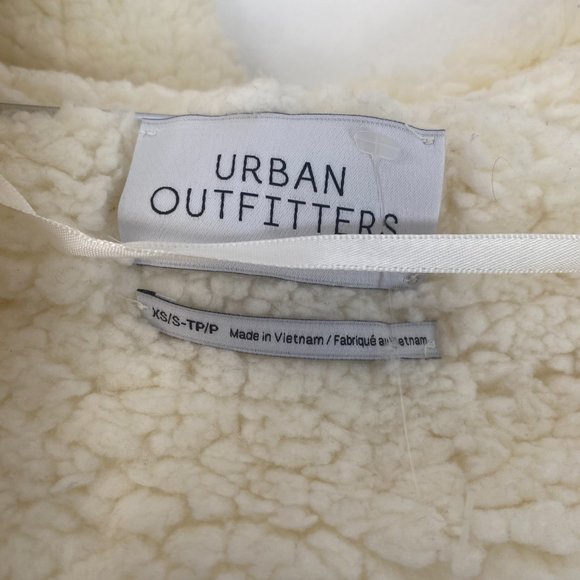 Urban Outfitters Reversible Teddy Cozy Oversized Jacket White/Cream Hooded Coat - Picture 3 of 3